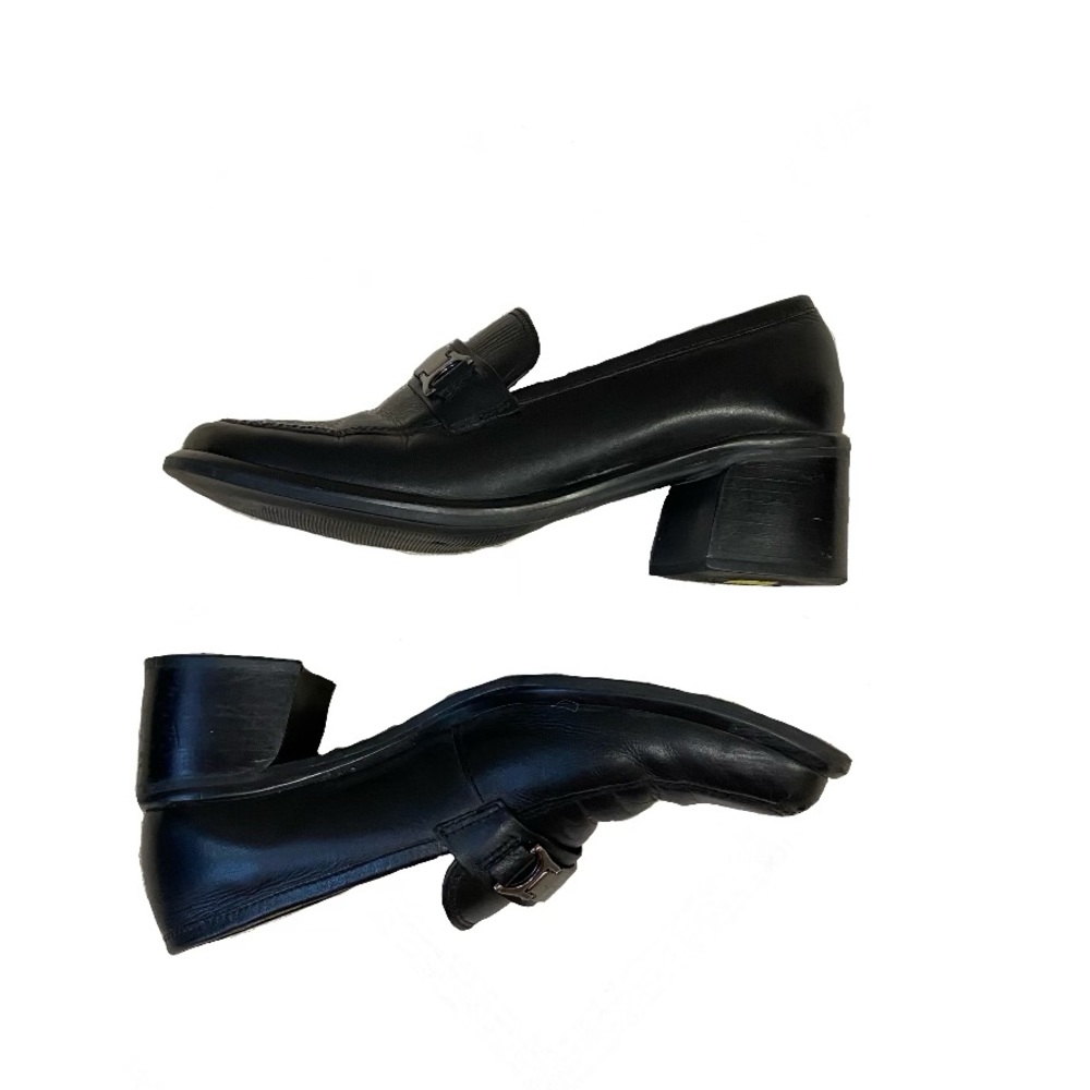 SOLD APOSTROPHE HEELED LOAFERS